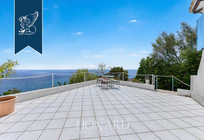 Image No.13-4 Bed Villa for sale