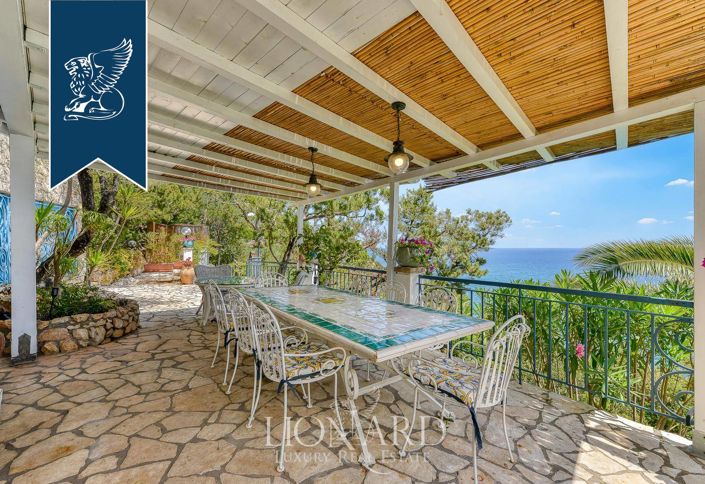 Image No.9-4 Bed Villa for sale