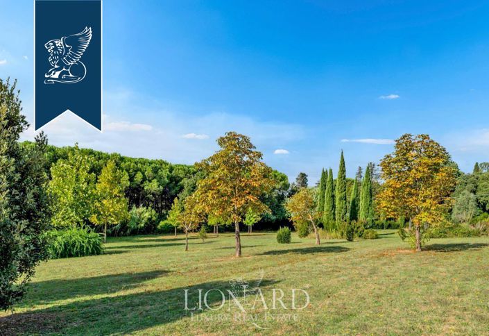 Image No.16-10 Bed Villa for sale