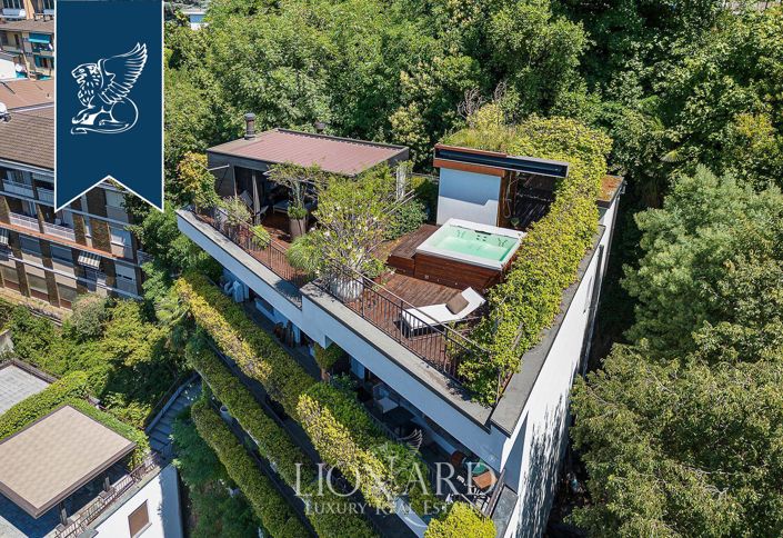 Image No.2-6 Bed Villa for sale