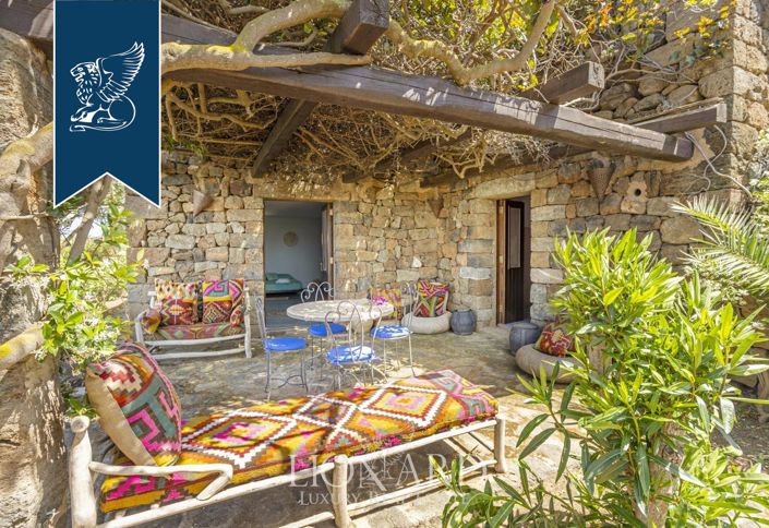 Image No.18-5 Bed Villa for sale