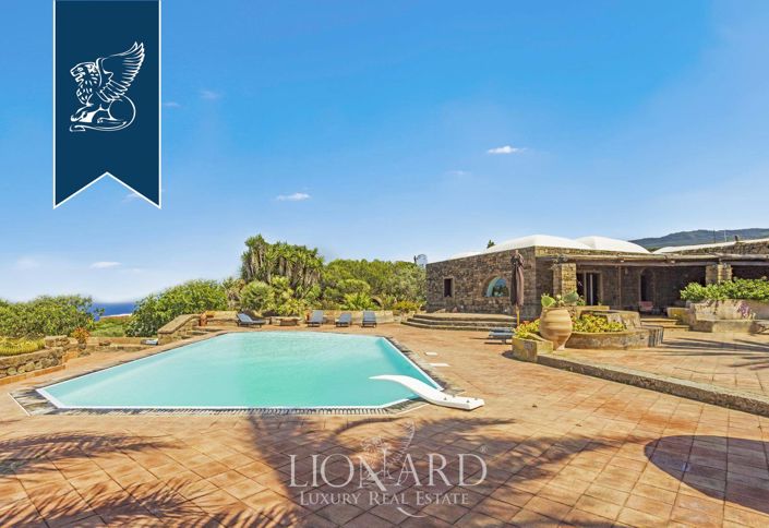 Image No.4-5 Bed Villa for sale