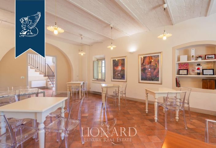 Image No.14-24 Bed Hotel for sale