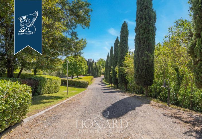 Image No.8-24 Bed Hotel for sale