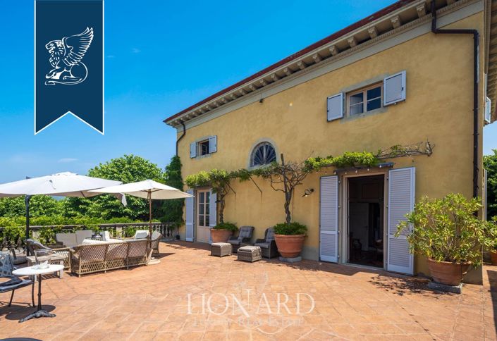 Image No.18-17 Bed Villa for sale