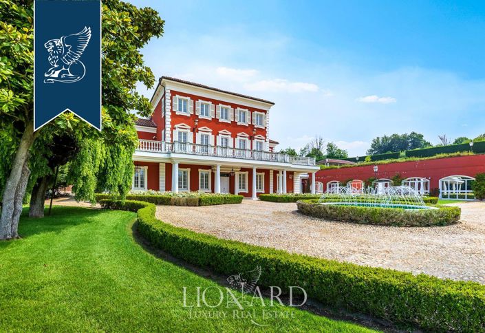 Image No.4-6 Bed Villa for sale