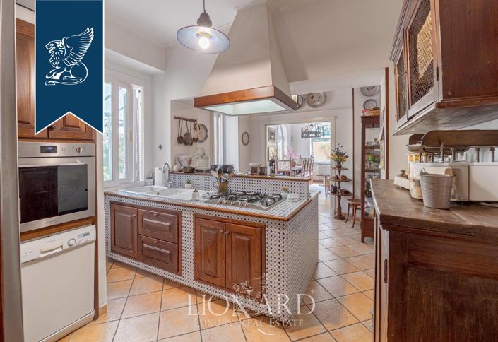 Image No.15-4 Bed Villa for sale