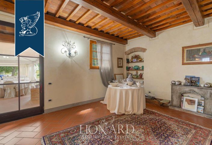 Image No.16-14 Bed Farmhouse for sale