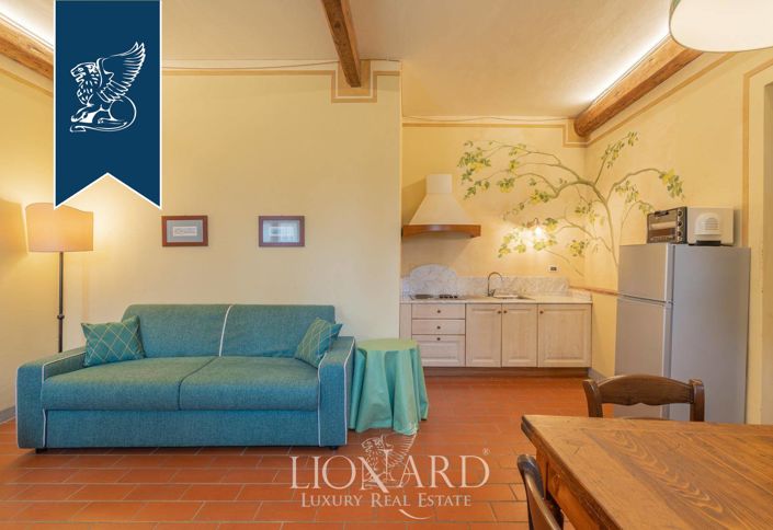 Image No.19-14 Bed Farmhouse for sale