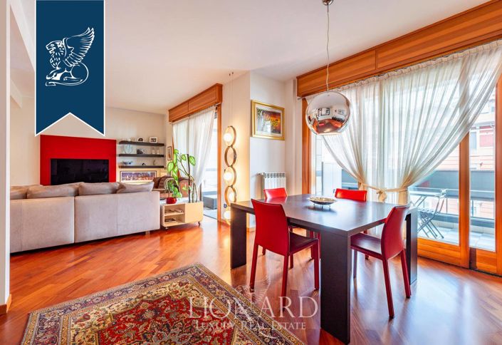 Image No.1-4 Bed Apartment for sale