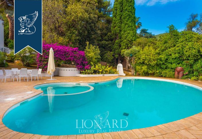 Image No.5-10 Bed Villa for sale