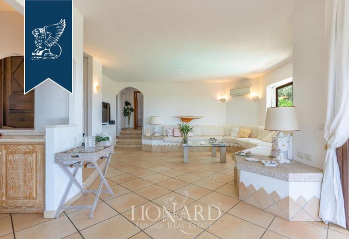 Image No.13-6 Bed Villa for sale