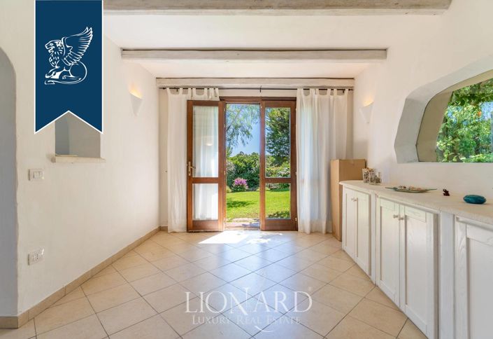 Image No.15-6 Bed Villa for sale