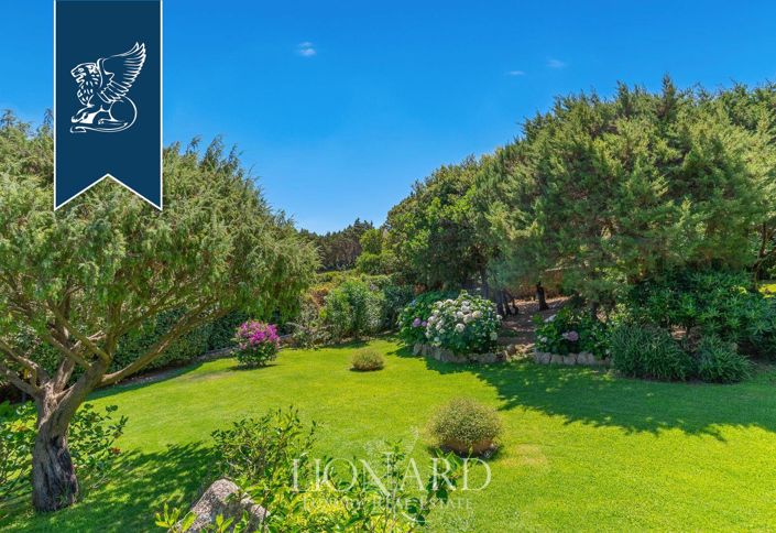 Image No.8-6 Bed Villa for sale