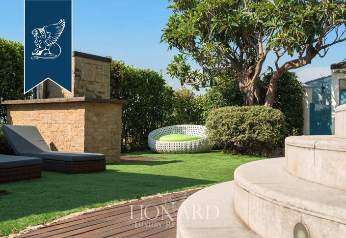 Image No.8-4 Bed Apartment for sale