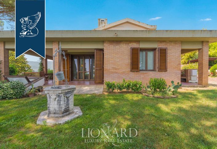 Image No.6-5 Bed Villa for sale