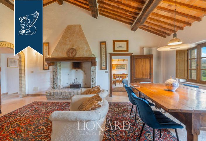 Image No.13-5 Bed Farmhouse for sale