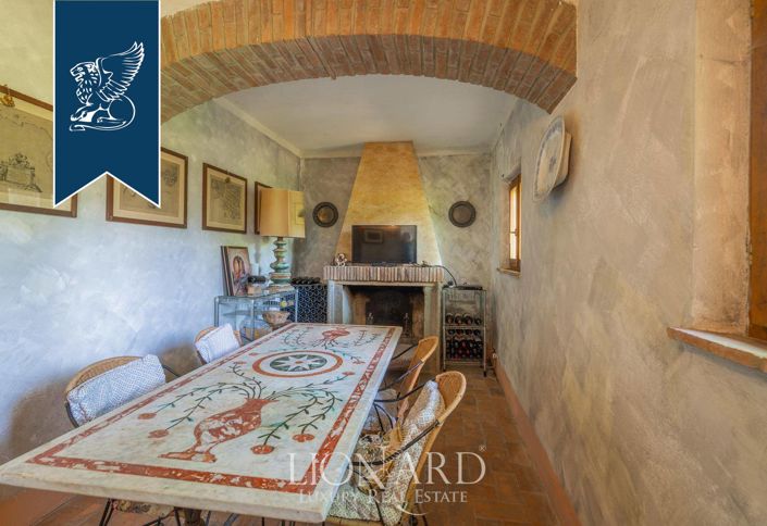 Image No.20-5 Bed Farmhouse for sale