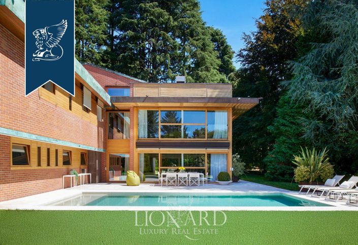 Image No.3-5 Bed Villa for sale