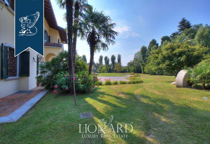 Image No.11-7 Bed Villa for sale