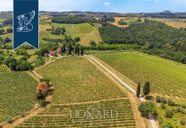 Image No.3-9 Bed Villa for sale