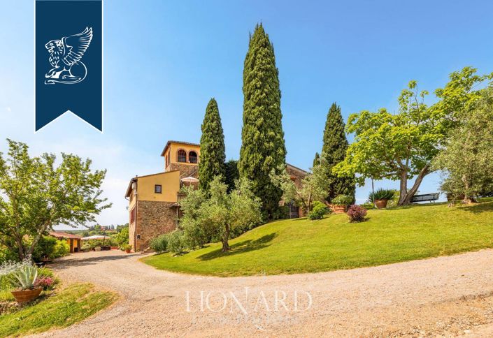 Image No.7-9 Bed Villa for sale