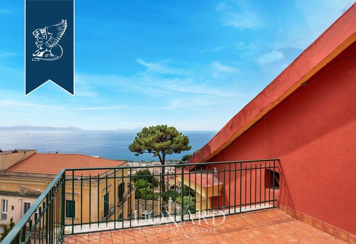 Image No.10-6 Bed Villa for sale