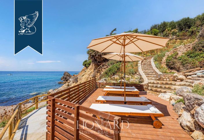 Image No.17-7 Bed Villa for sale