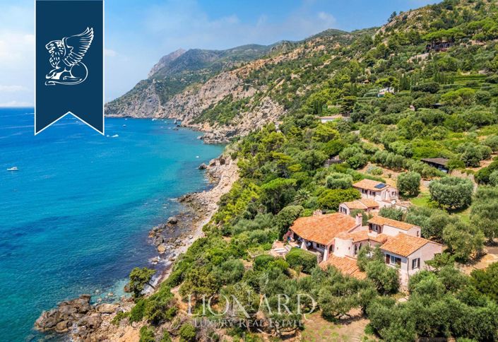 Image No.3-7 Bed Villa for sale