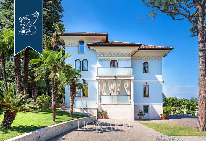 Image No.12-6 Bed Villa for sale