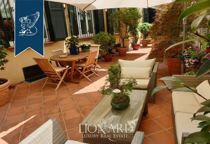 Image No.12-4 Bed Flat for sale