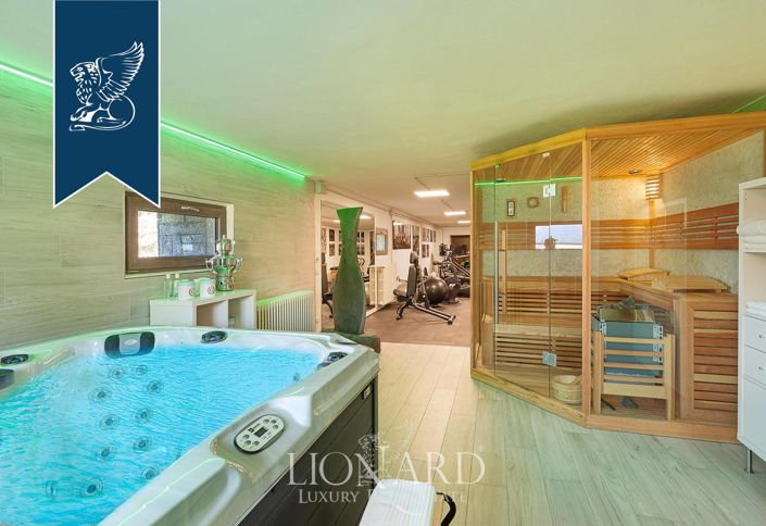 Image No.15-7 Bed Villa for sale