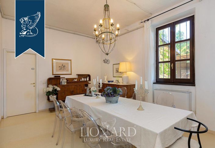 Image No.22-14 Bed Property for sale