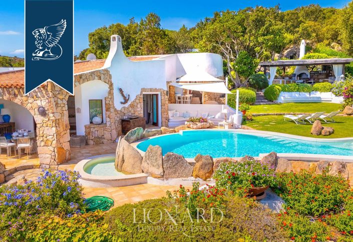 Image No.8-3 Bed Villa for sale