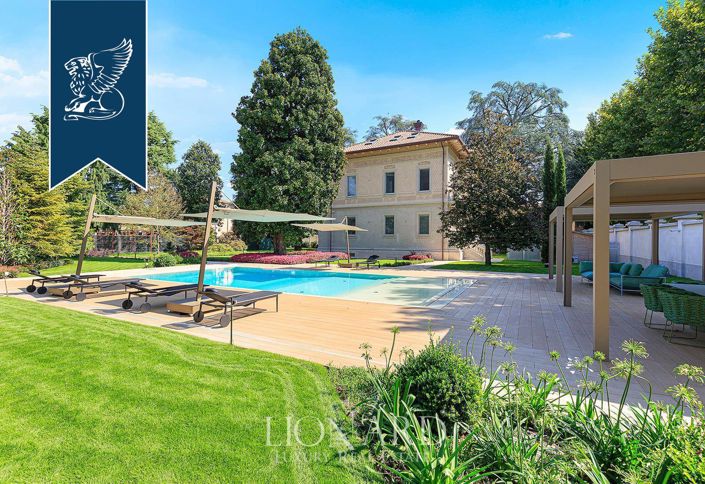 Image No.2-4 Bed Villa for sale