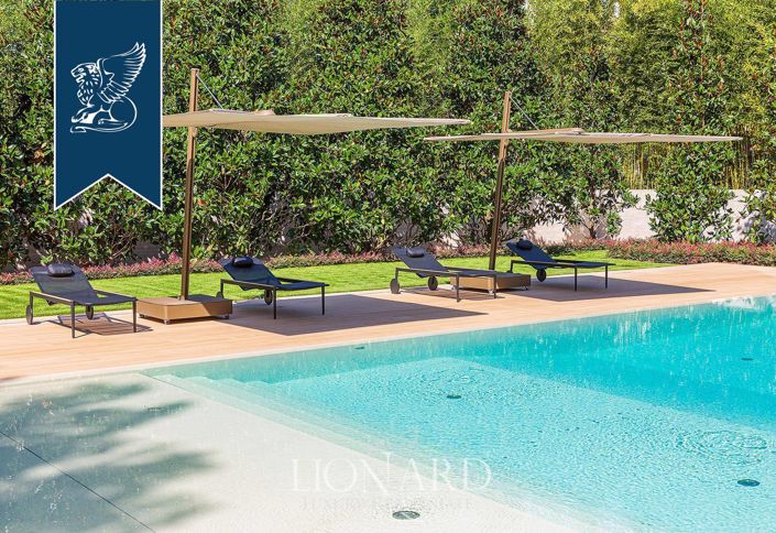 Image No.8-4 Bed Villa for sale