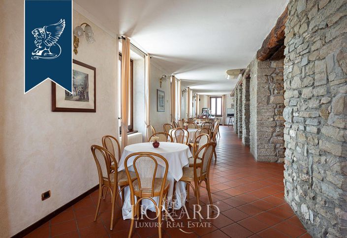 Image No.20-Villa for sale