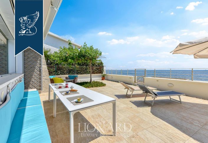 Image No.15-3 Bed Villa for sale