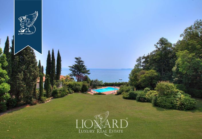 Image No.26-9 Bed Villa for sale