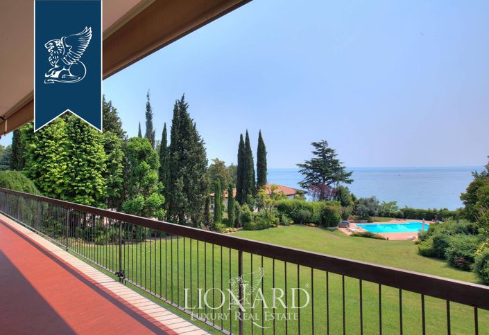 Image No.28-9 Bed Villa for sale