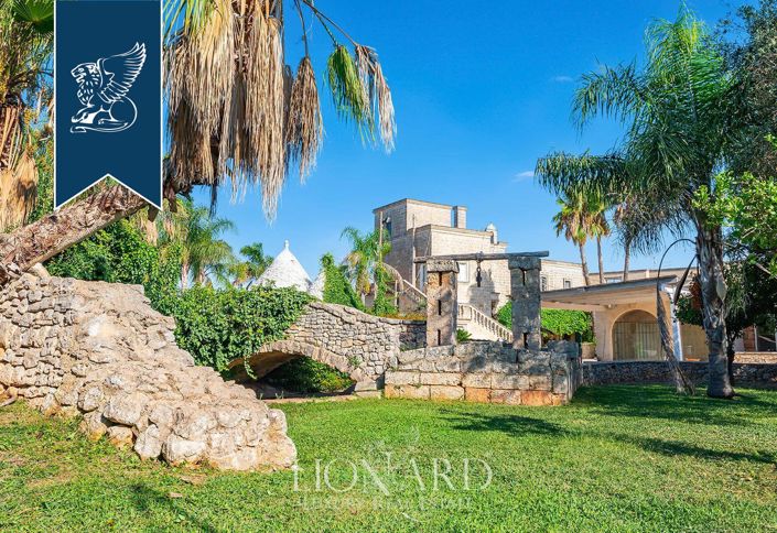 Image No.7-8 Bed Farmhouse for sale