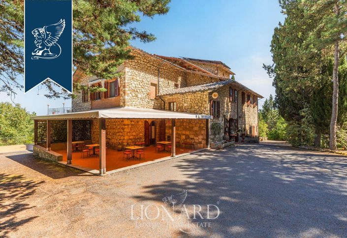 Image No.12-14 Bed Farmhouse for sale