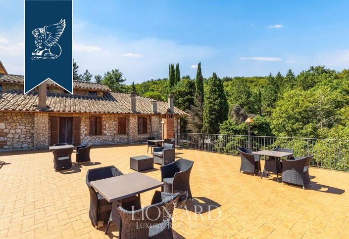 Image No.14-14 Bed Farmhouse for sale