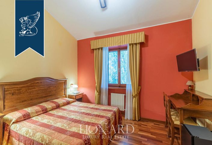 Image No.20-14 Bed Farmhouse for sale