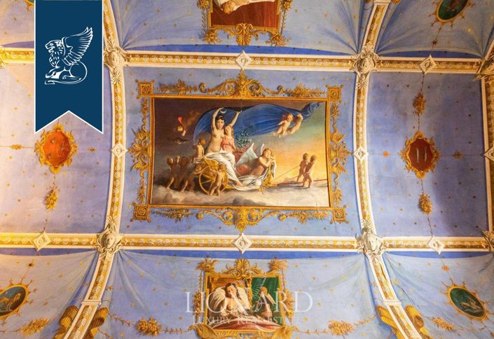 Image No.10-6 Bed Apartment for sale