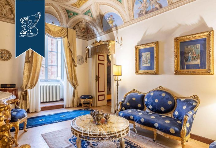 Image No.18-6 Bed Apartment for sale