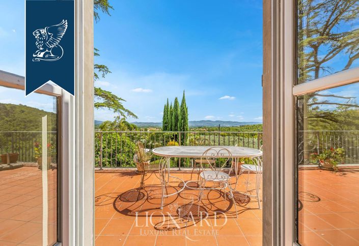 Image No.5-14 Bed Villa for sale