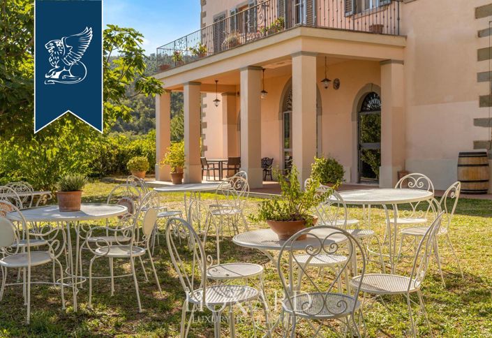 Image No.8-14 Bed Villa for sale