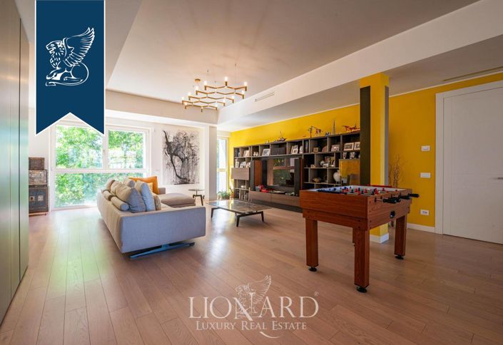 Image No.2-4 Bed Apartment for sale