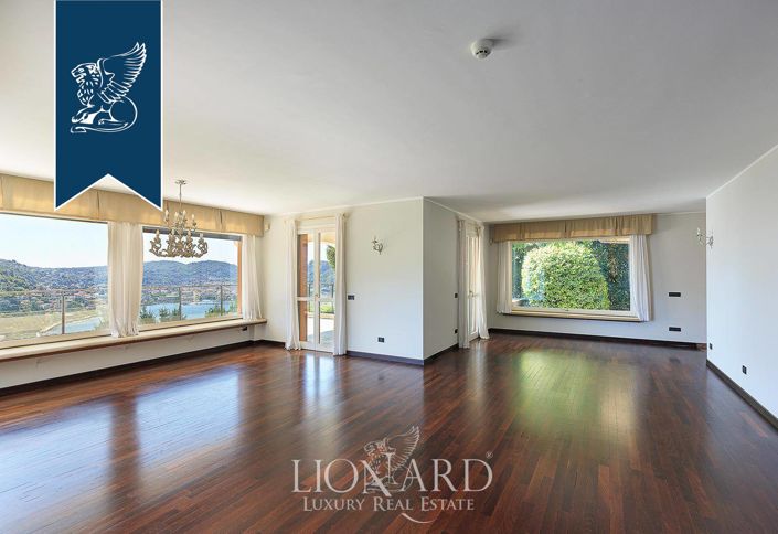 Image No.11-4 Bed Villa for sale